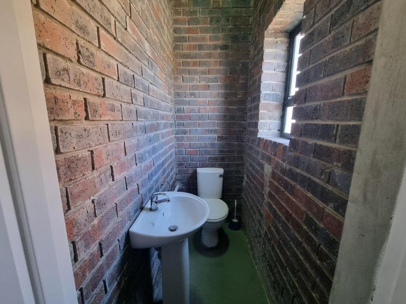Commercial Property for Sale in Fairview Eastern Cape